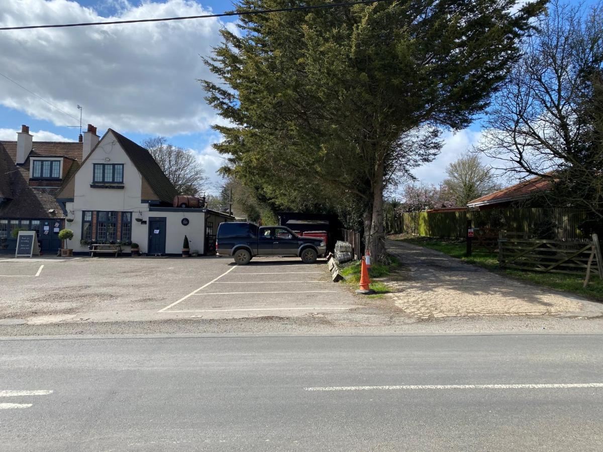 Chase Bungalow Billericay Exterior foto